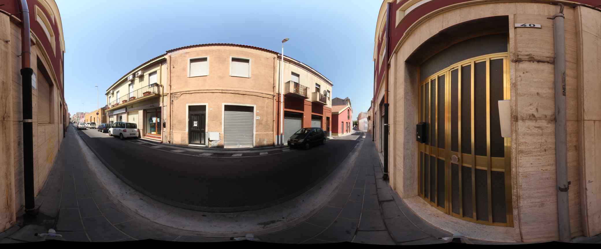 Realizzazione di una foto panoramica dal medesimo punto di stazione.